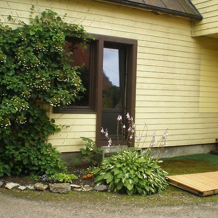 Jannseni Accommodation Pärnu Eksteriør billede