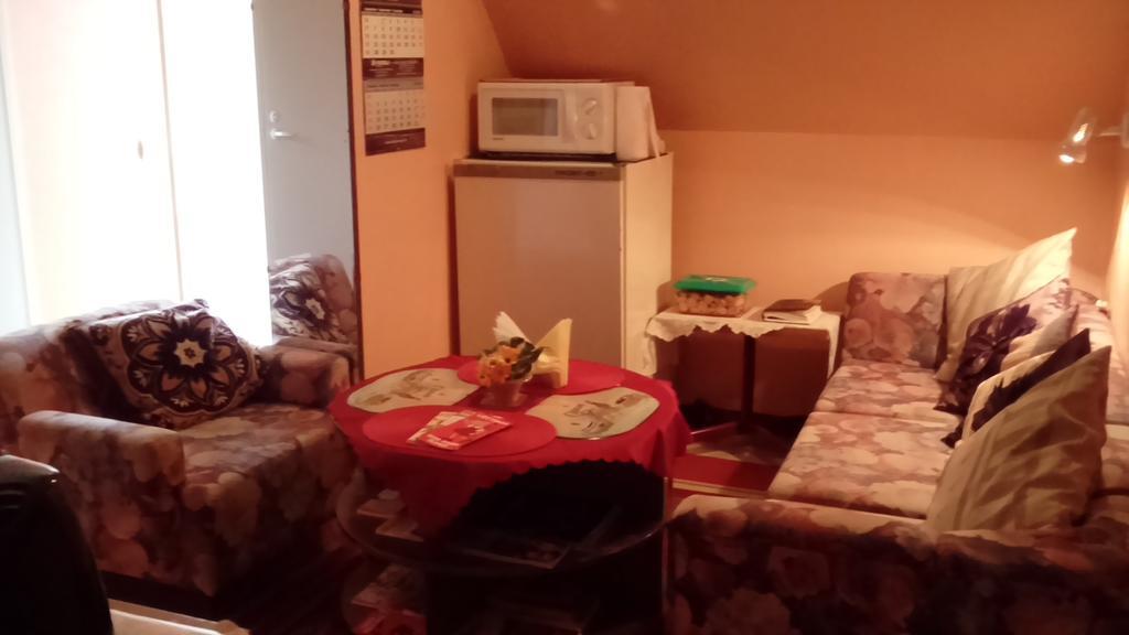 Jannseni Accommodation Pärnu Eksteriør billede