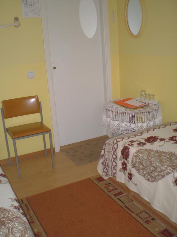 Jannseni Accommodation Pärnu Eksteriør billede